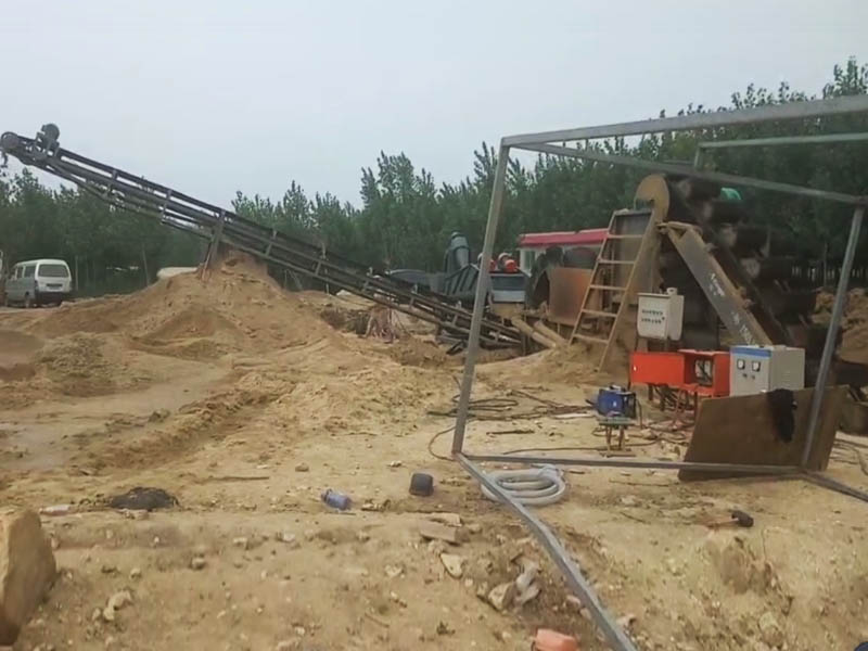 平度細沙回收脫水設備現(xiàn)場